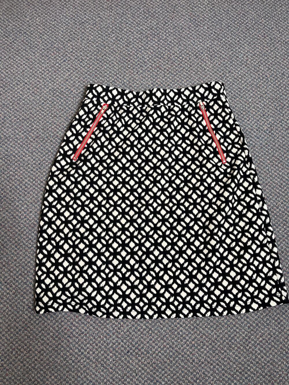 Le Lis black and White Mini skirt Medium